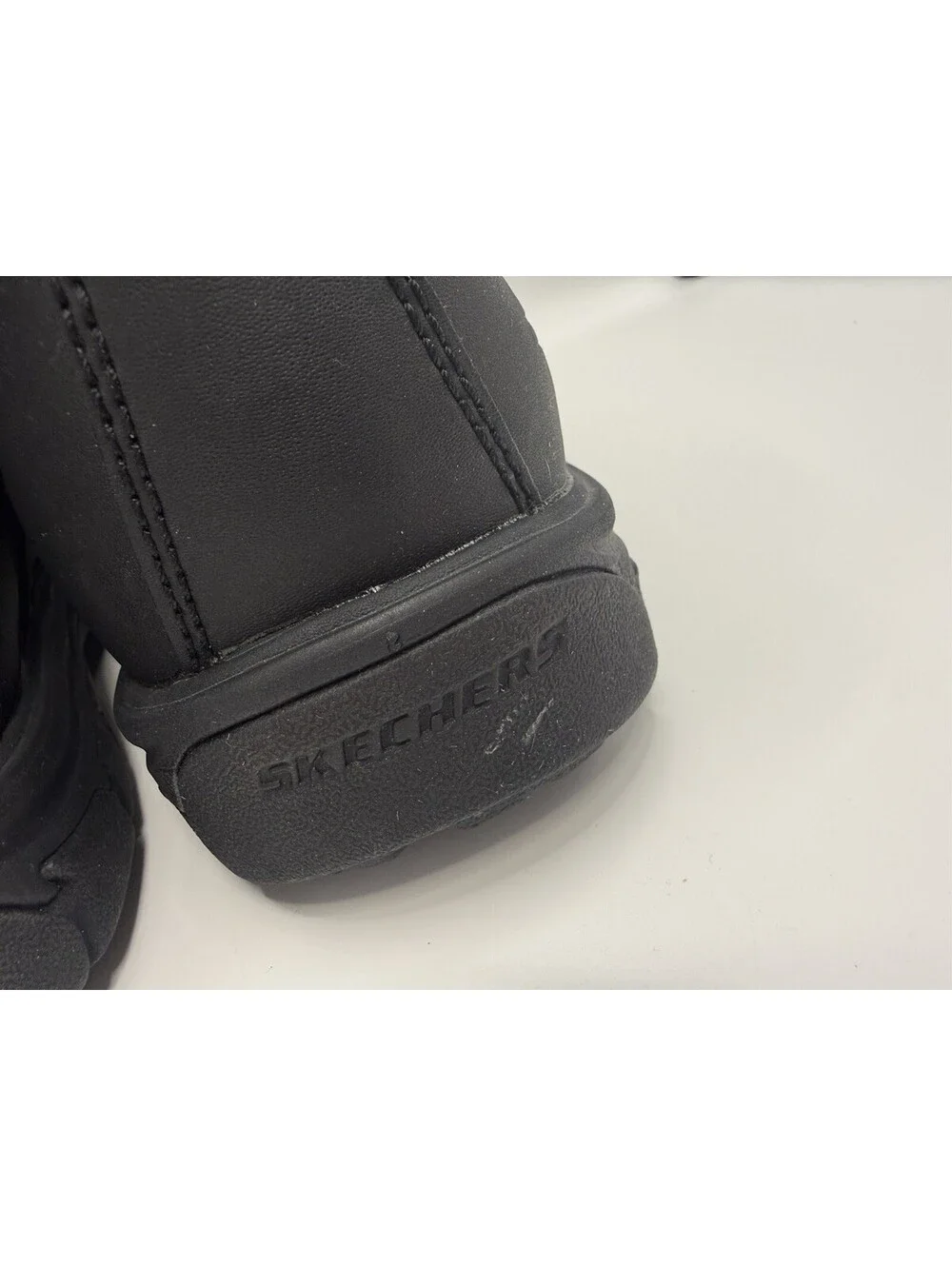 Skechers men’s segment